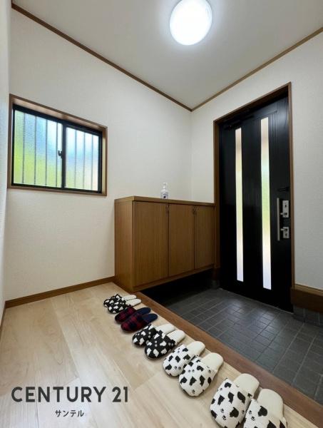 鹿児島市吉野町の中古一戸建て(玄関)