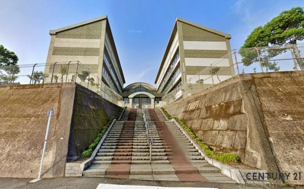 鹿児島市下伊敷3丁目新築戸建 A棟(鹿児島市立伊敷台中学校)
