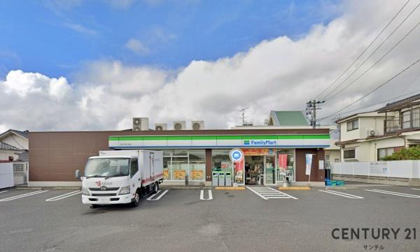 鹿児島市桜ヶ丘5丁目の土地(ファミリーマート桜ヶ丘五丁目店)