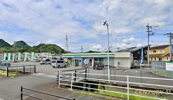 姶良市加治木町反土新築戸建第12-1号棟(ファミリーマートはとや加治木バイパス店)