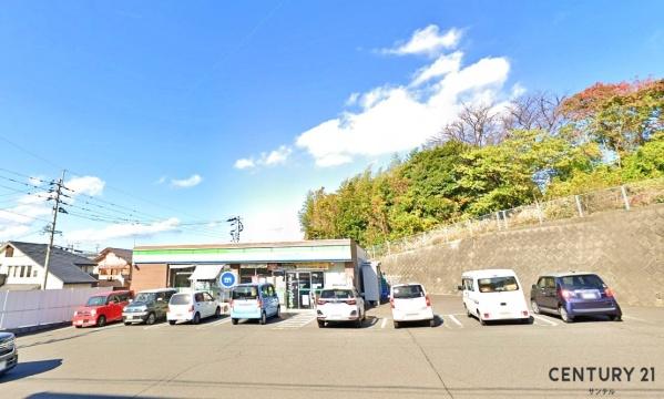 LIGARE鹿児島市吉野町新築戸建2期-2号棟(ファミリーマート吉野小前店)