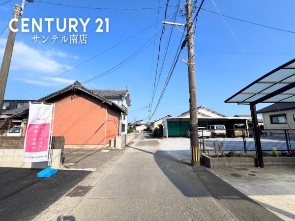 クレイドルガーデン宮崎市熊野 第4-1号棟(前面道路含む現地写真)