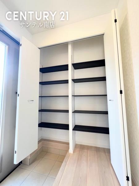 クレイドルガーデン宮崎市熊野 第4-2号棟(収納)