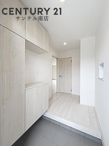 ハートフルタウン宮崎市島之内新築戸建9期-D号棟(玄関)