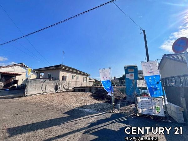 都城市千町新築戸建 第2-1号棟(前面道路含む現地写真)