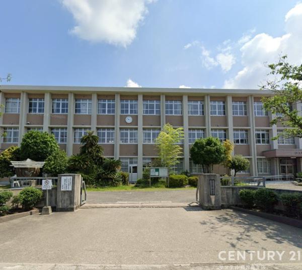霧島市隼人町真孝新築戸建　5号棟(霧島市立隼人中学校)