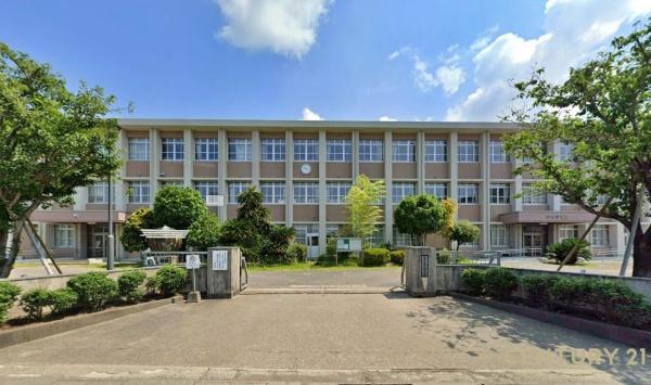 霧島市隼人町真孝新築戸建第1-1号棟(霧島市立隼人中学校)