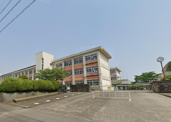 姶良市加治木町木田の中古一戸建て(姶良市立加治木中学校)