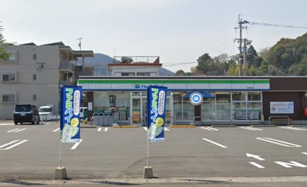 日南市星倉３丁目の中古一戸建て(ファミリーマート日南星倉店)
