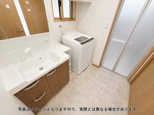 東諸県郡国富町大字本庄の中古一戸建て