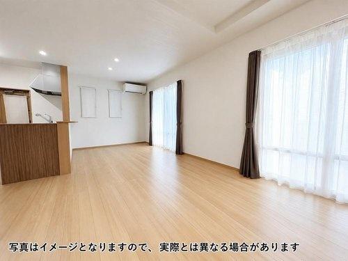 東諸県郡国富町大字本庄の中古一戸建て