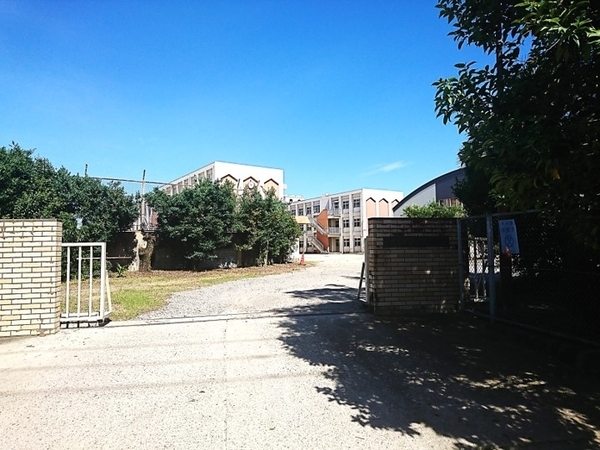 宮崎市波島２丁目の土地(宮崎市立東大宮中学校)