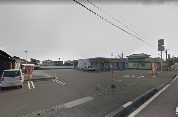 宮崎市本郷３丁目の土地(ファミリーマート希望ヶ丘団地入口店)