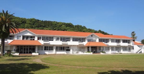 宮崎市大字内海の土地(宮崎市立内海小学校)