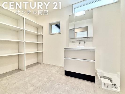 【C21サンテル南店】平屋郡元E-1号