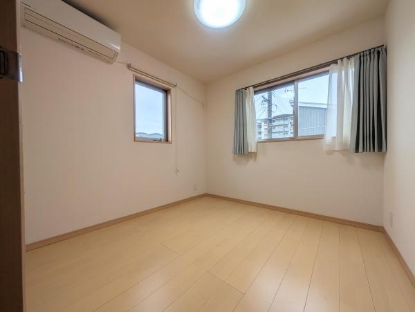 宮崎市生目台西3丁目の中古一戸建て(洋室)