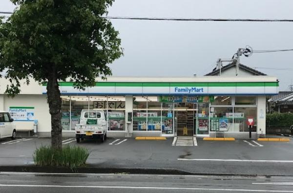 都城市上川東4丁目の中古一戸建て(ファミリーマート祝吉店)
