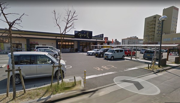 永楽町第4-2号棟(ながの屋瀬頭店)