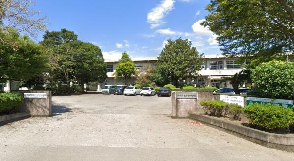 都城市安久町の中古一戸建て(都城市立中郷中学校)