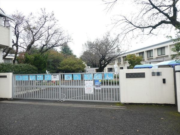 東村山市　萩山町２丁目　全２棟　１号棟(暁星幼稚園)