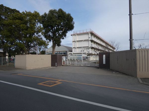 ふじみ野市新駒林４丁目の中古一戸建て(ふじみ野市立　花の木中学校)