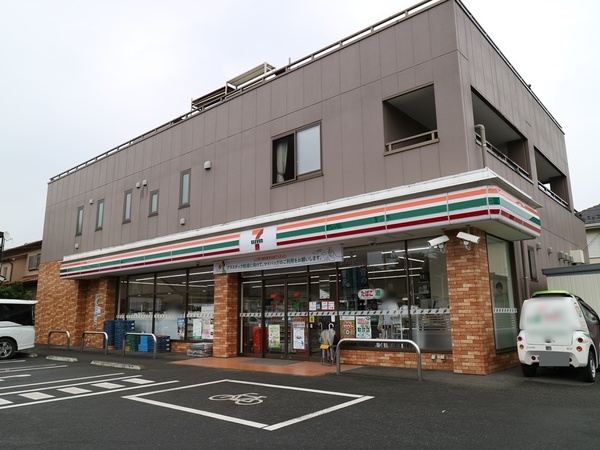 セラード新狭山(セブンイレブン　狭山東三ツ木店)