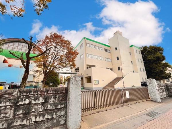 ふじみ野市新駒林４丁目の中古一戸建て(ふじみ野市立　さぎの森小学校)