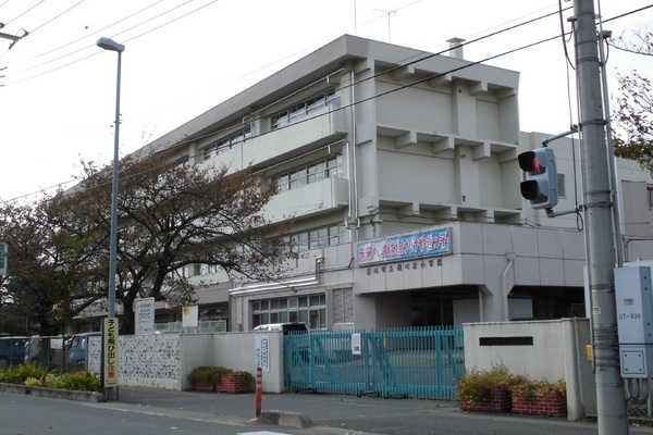 桶川市大字坂田の中古一戸建て(桶川市立桶川東小学校)