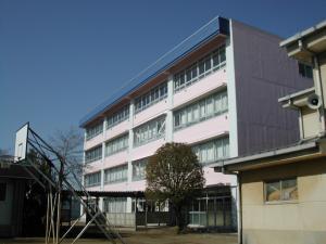 北本市本宿3丁目の中古一戸建て(北本市立東中学校)