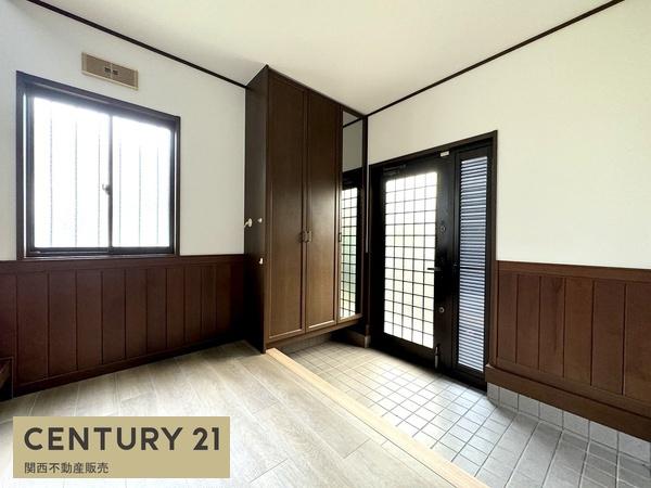 香芝市逢坂８丁目の中古一戸建て
