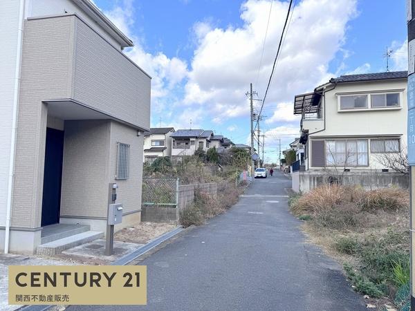 北葛城郡上牧町松里園３丁目の中古一戸建て