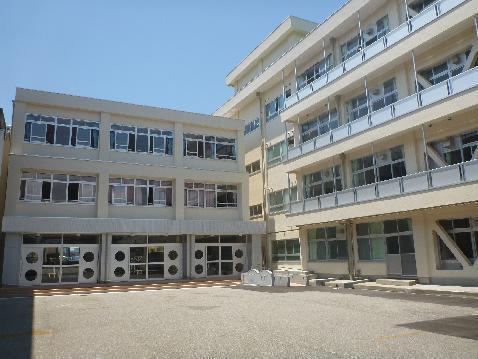 葛城市中戸の土地(葛城市立新庄小学校)