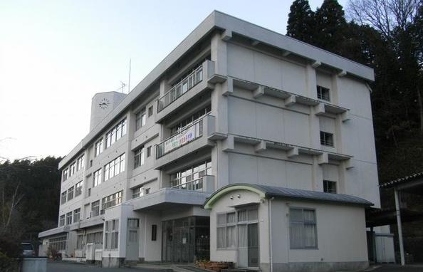 天理市福住町の中古一戸建て(天理市立福住中学校)