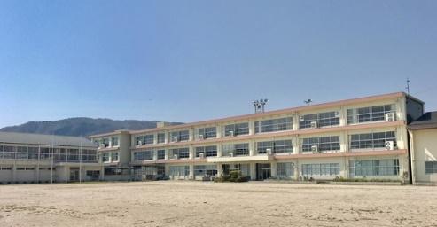 高島市今津町日置前の土地(高島市立今津北小学校)
