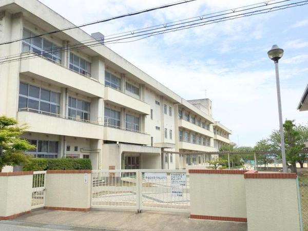 生駒郡斑鳩町神南3丁目の土地(斑鳩町立斑鳩西小学校)