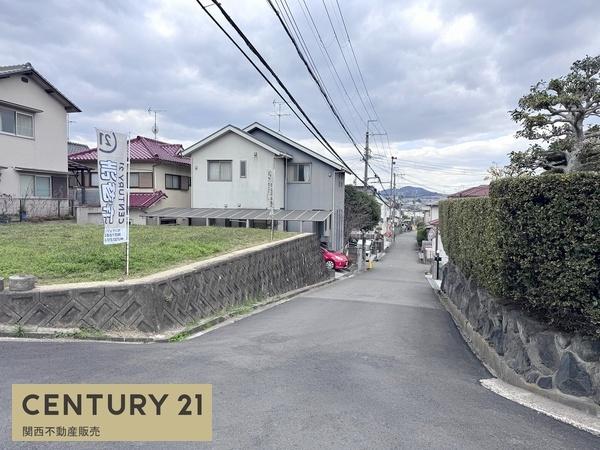 北葛城郡上牧町松里園２丁目の売土地