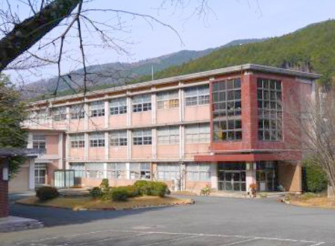 桜井市大字脇本の土地(桜井市立桜井東中学校)
