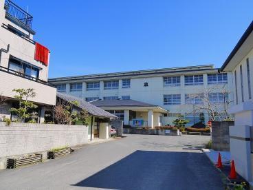 桜井市大字芝の土地(桜井市立大三輪中学校)