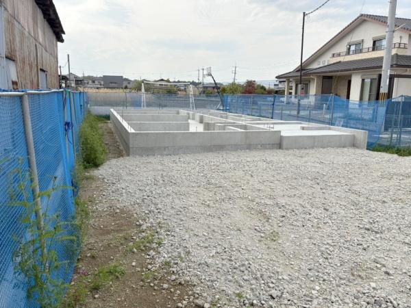 広陵町萱野駐車3台可・土地60坪付新築１区画