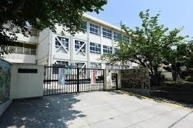 生駒郡平群町椿台３丁目の中古一戸建て(平群町立平群北小学校)