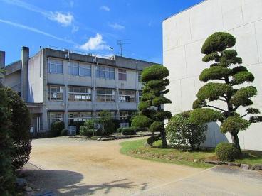 磯城郡田原本町大字保津の土地(田原本町立平野小学校)