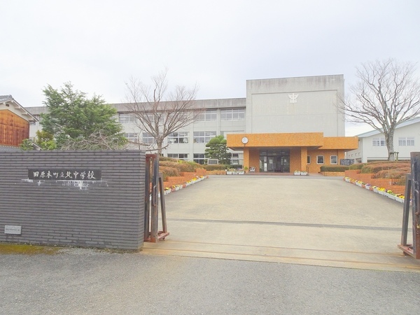 磯城郡田原本町大字黒田の土地(田原本町立北中学校)