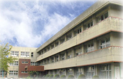 生駒郡平群町若葉台３丁目の土地(平群町立平群小学校)