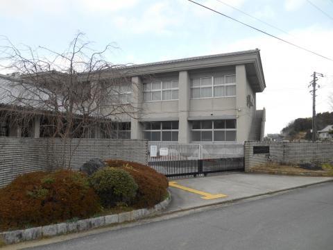 北葛城郡王寺町本町２丁目の土地(王寺町立王寺北義務教育学校)
