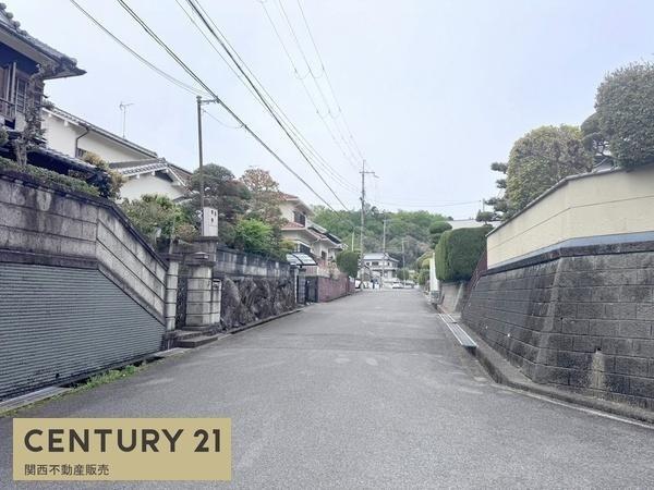 北葛城郡王寺町本町５丁目の土地