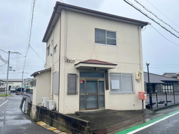 香芝市上中・鉄骨造の中古戸建または店舗利用可能物件