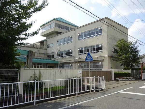 天理市西井戸堂町の土地(天理市立南中学校)