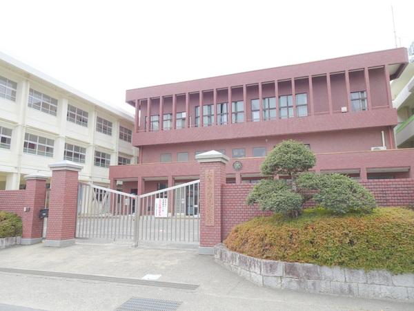 大和高田市栄町の土地(大和高田市立浮孔西小学校)