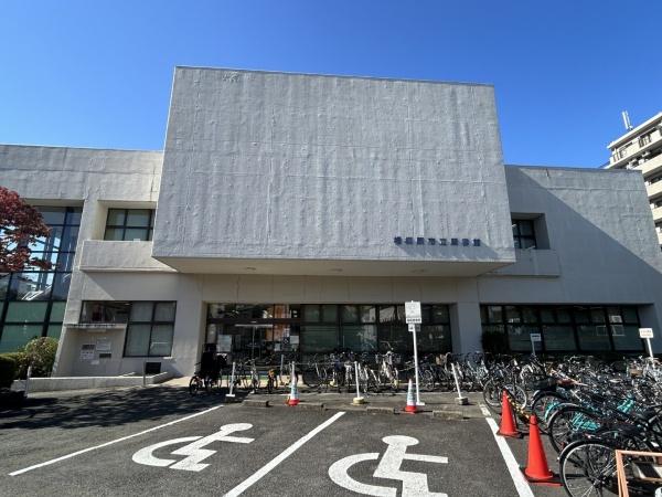レスピール矢部(相模原市立図書館)