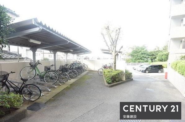 ライオンズマンション入間　３階